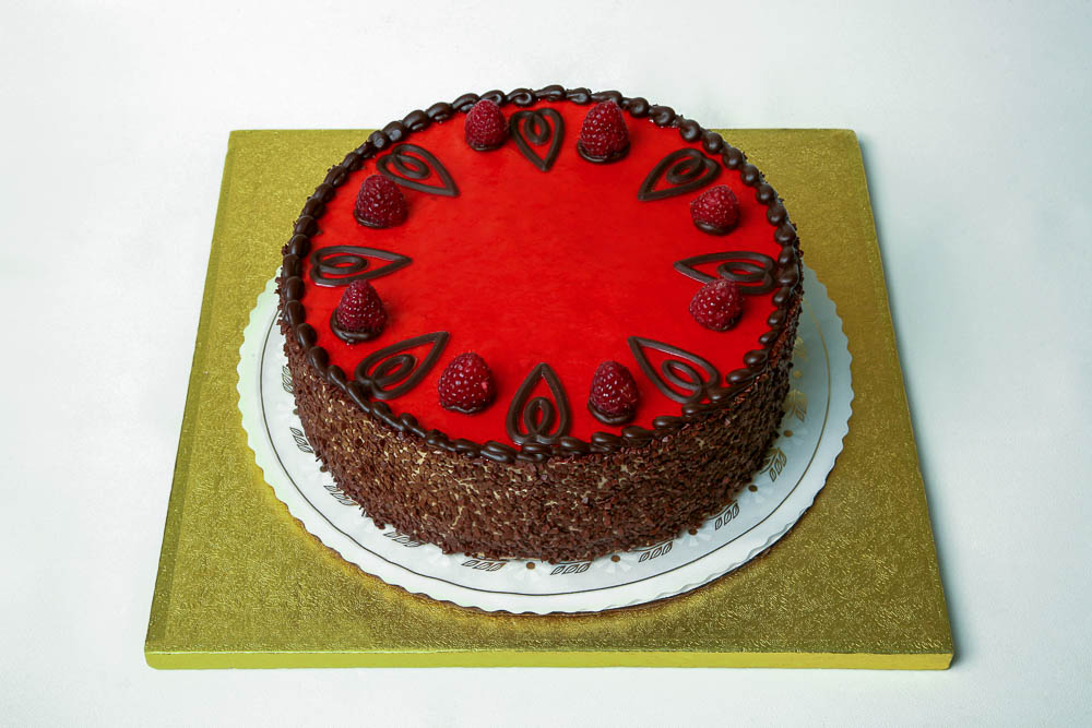 Raspberry Chocolate Mousse Cake_02.jpg